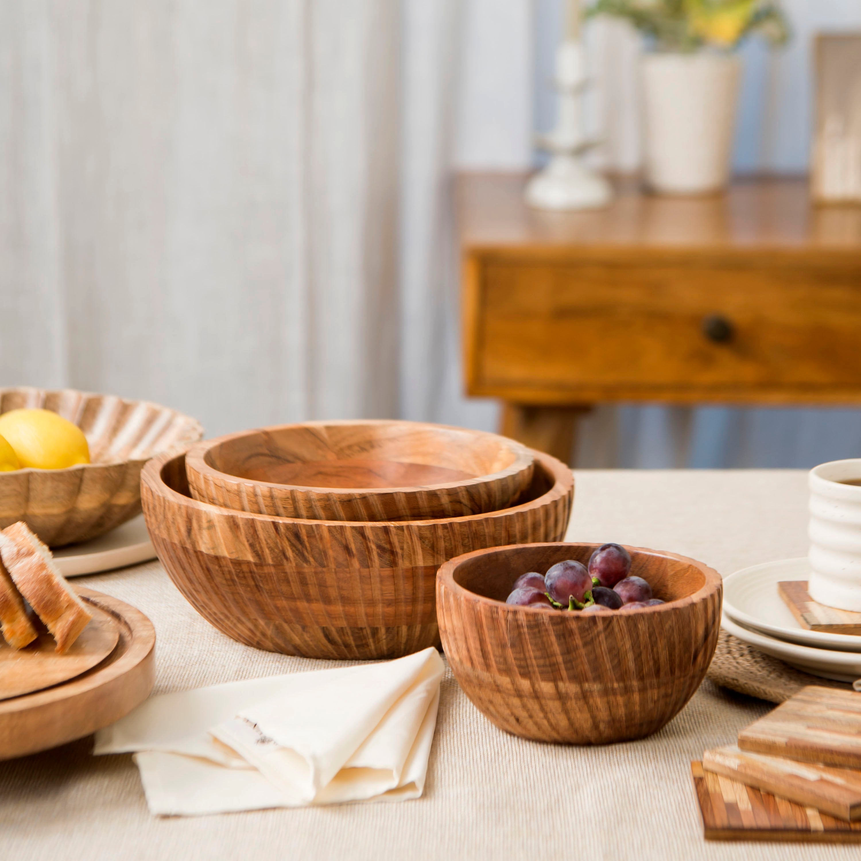 Stria Acacia Wood Bowls
